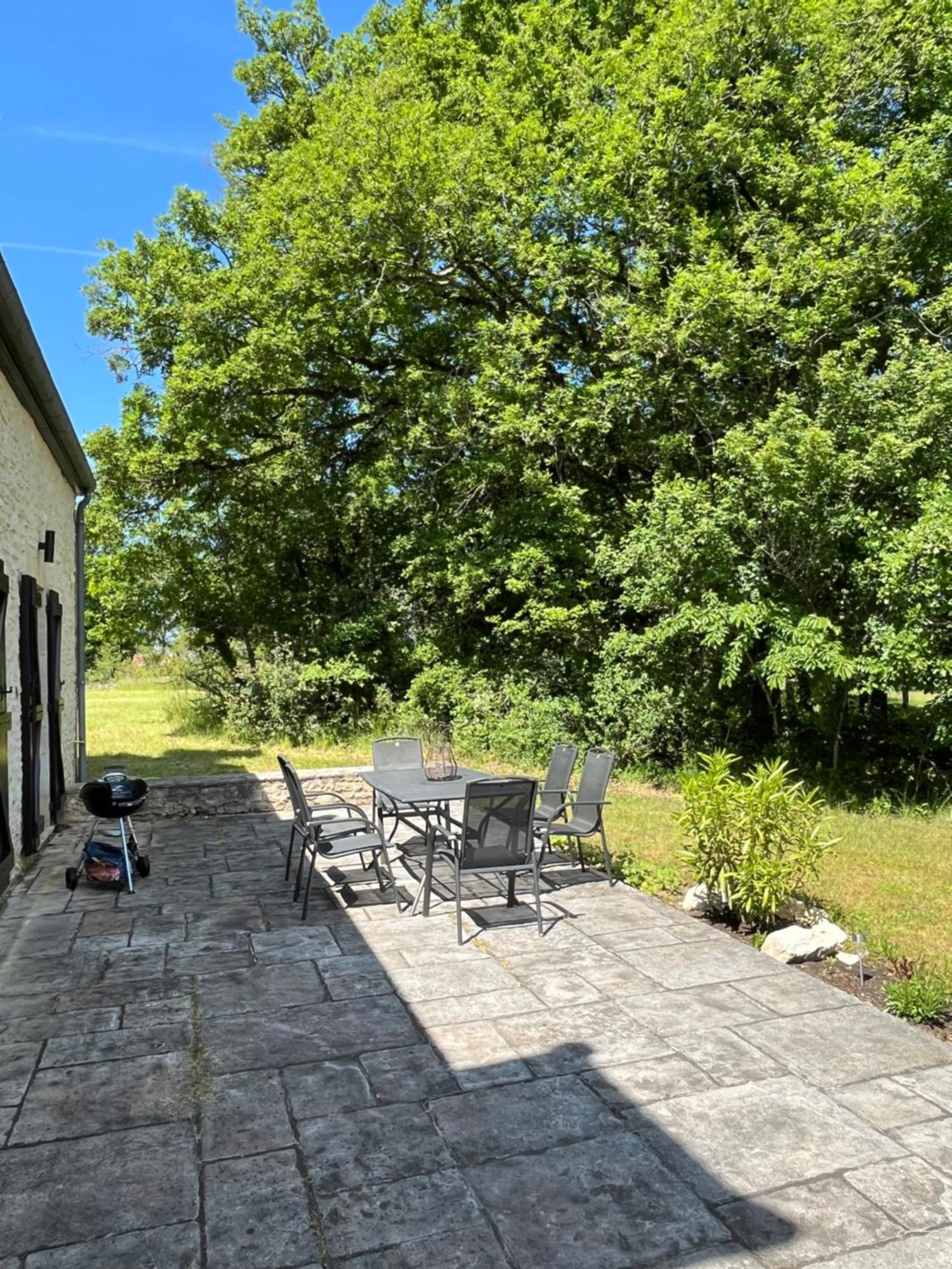 Villa Domainerossignol Acacia Gourdon-en-quercy Exterior foto